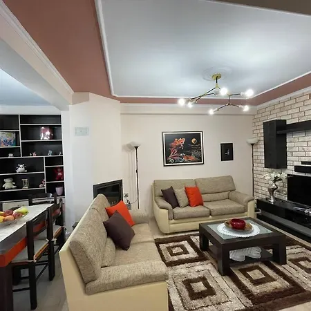Ersa Cozy 3 Bedrooms Apartment Tirana